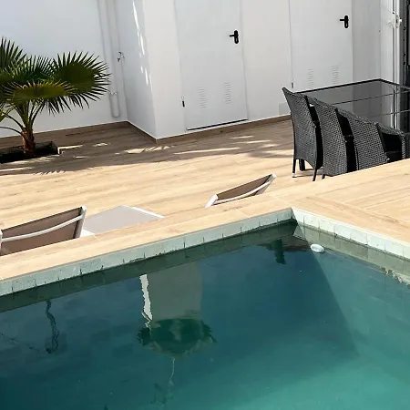 Karibu & Pool Holiday home Marbella