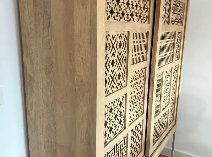 Будинок відпочинку Karibu & Pool Марбелья