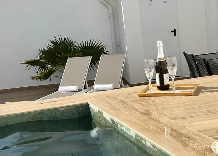 Karibu & Pool Будинок відпочинку *