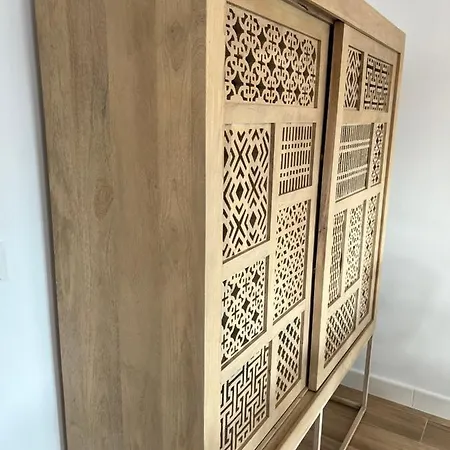 בית נופש Karibu & Pool מארבלה