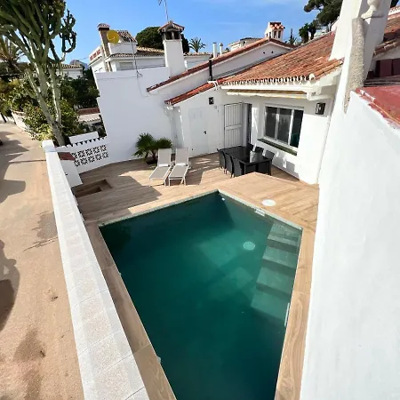 Karibu & Pool * מארבלה