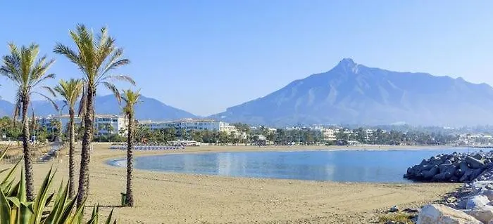 Karibu & Pool בית נופש *